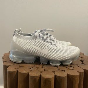 Nike Vapormax Flyknit 3 - Size 7.5